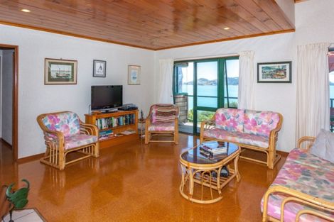 Photo of property in 44 Puriri Road, Te Kouma, Coromandel, 3581