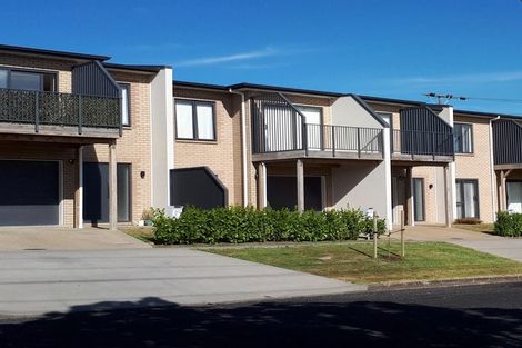 Photo of property in 1/2 Wesley Street, Devonport, Auckland, 0624