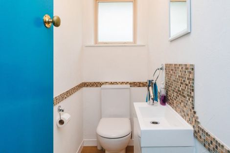 Photo of property in 39 Lincoln Terrace, Hokowhitu, Palmerston North, 4410