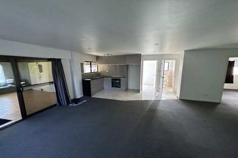 Photo of property in 12 Miller Road, Mangere Bridge, Auckland, 2022