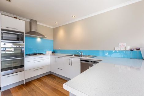 Photo of property in 16 Mcwhirters Farm Lane, Massey, Auckland, 0614