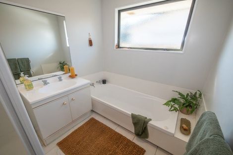 Photo of property in 136 State Highway 10, Coopers Beach, 0420