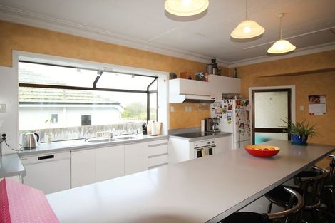 Photo of property in 90 Perth Street, Holmes Hill, Oamaru, 9401