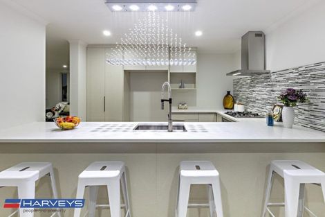 Photo of property in 16 Kauri Heart Avenue, Takanini, 2112