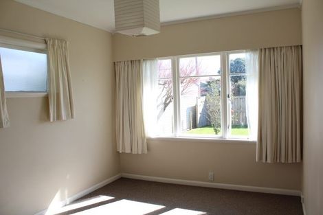 Photo of property in 18 Oxford Street, Fairfield, Hamilton, 3214