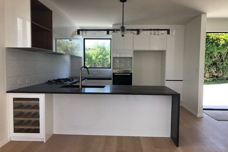 Photo of property in 12c Newhaven Terrace, Mairangi Bay, Auckland, 0630