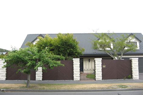 Photo of property in 3 Forest Park Place, Parklands, Christchurch, 8083