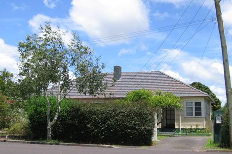 Photo of property in 70 Alverston Street, Waterview, Auckland, 1026