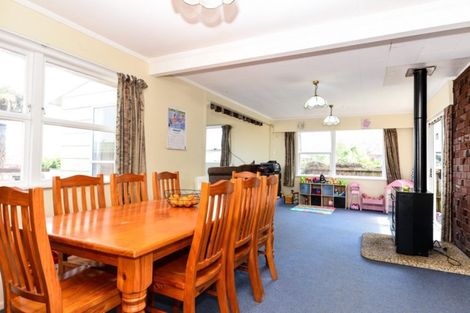 Photo of property in 4 Bremridge Place, Melville, Hamilton, 3206