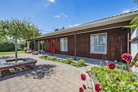 Photo of property in 325 Sawyers Arms Road, Bishopdale, Christchurch, 8053