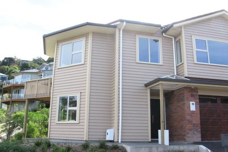 Photo of property in 8a Curnow Way, Kaiwharawhara, Wellington, 6035