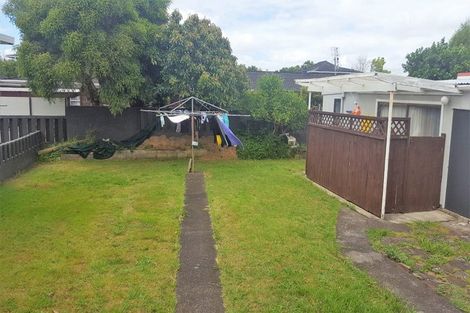Photo of property in 39 Birdwood Avenue, Papatoetoe, Auckland, 2025