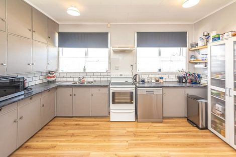 Photo of property in 27 Roberts Avenue, Aramoho, Whanganui, 4500