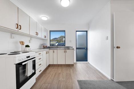 Photo of property in 2/65 Northgate, Strandon, New Plymouth, 4312