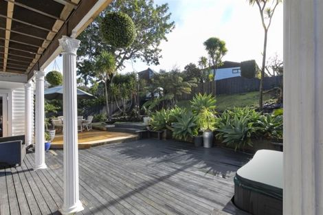 Photo of property in 27 Routley Drive, Glen Eden, Auckland, 0602