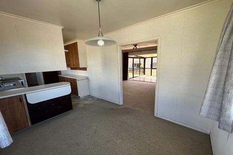 Photo of property in 112 Oceanbeach Road, Mount Maunganui, 3116