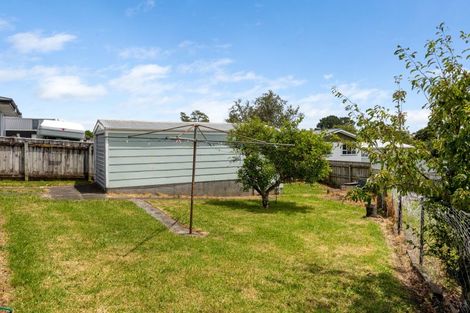 Photo of property in 75 Wrantage Street, Westown, New Plymouth, 4310