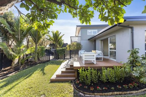 Photo of property in 10 Sanctuary Point, Sunnyhills, Auckland, 2010