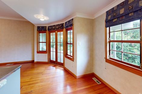 Photo of property in 19 Jensen Street, Hokowhitu, Palmerston North, 4410