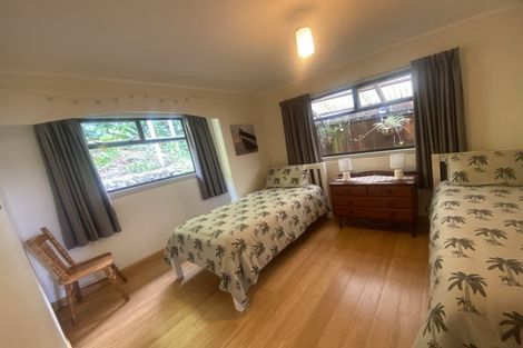 Photo of property in 201 Marine Parade, Seatoun, Wellington, 6022
