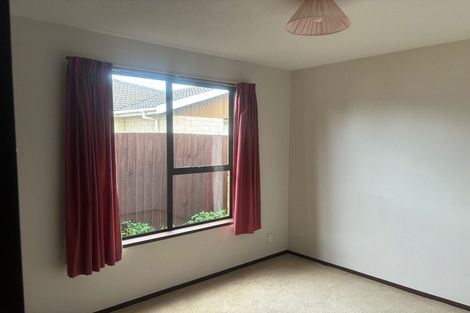 Photo of property in 24 Lodge Place, Ilam, Christchurch, 8041