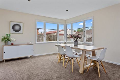 Photo of property in 1/180 Avonhead Road, Avonhead, Christchurch, 8042