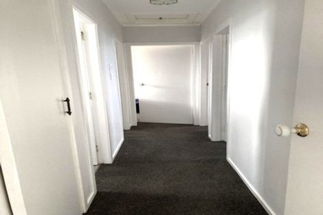 Photo of property in 5b Reese Jones Grove, Maungaraki, Lower Hutt, 5010