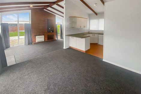 Photo of property in 28 Cottonwood Street, Parklands, Christchurch, 8083