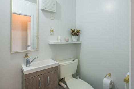 Photo of property in Avon Apartments, 15/217 The Terrace, Wellington Central, Wellington, 6011