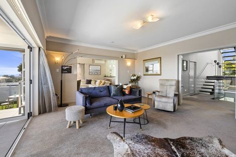 Photo of property in 374 Devon Street West, Lynmouth, New Plymouth, 4310