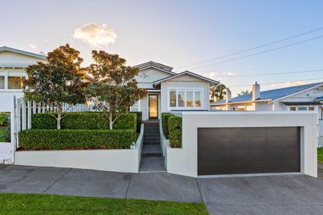Photo of property in 38 Chester Avenue, Westmere, Auckland, 1022