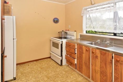 Photo of property in 6 Rako Place, Manurewa, Auckland, 2102