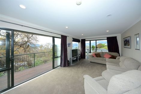 Photo of property in 9 Glas Brae, Governors Bay, Lyttelton, 8971