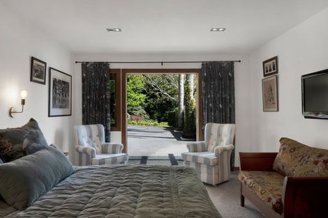 Photo of property in 331a Mangorei Road, Merrilands, New Plymouth, 4312