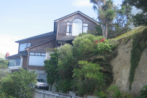 Photo of property in 70 Moana Road, Kelburn, Wellington, 6012