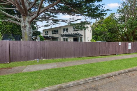 Photo of property in 17a Oakland Avenue, Papatoetoe, Auckland, 2025