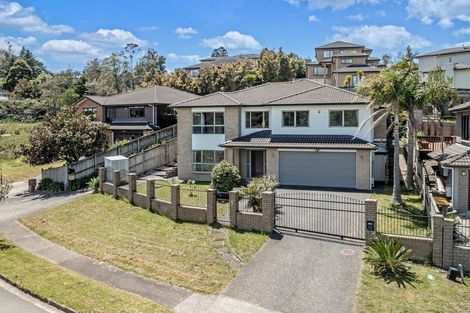 Photo of property in 9 Baker Street, Fairview Heights, Auckland, 0632
