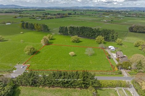 Photo of property in 81 Oroua Road, Kairanga, 4475