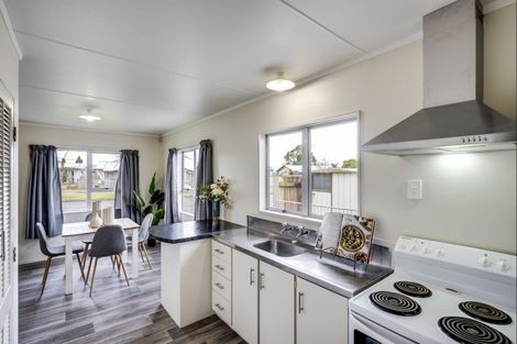 Photo of property in 253 Flaxmere Avenue, Flaxmere, Hastings, 4120