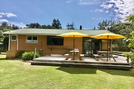 Photo of property in 11 Mako Avenue, Whiritoa, Whangamata, 3691