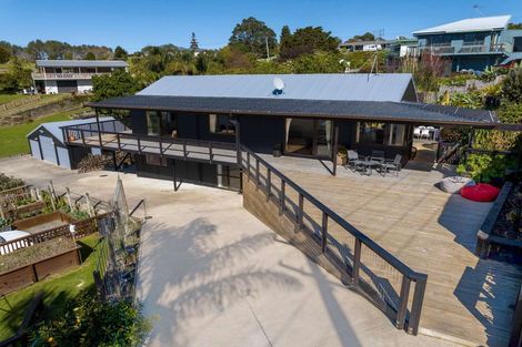 Photo of property in 308 Ongare Point Road, Tahawai, Katikati, 3170