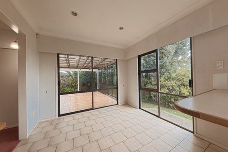 Photo of property in 591 Great South Road, Rosehill, Papakura, 2113