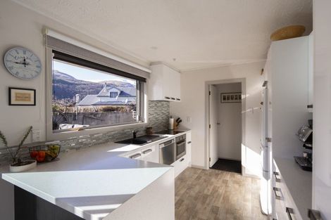 Photo of property in 7b Adamson Drive, Arrowtown, 9302