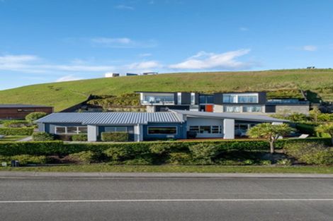 Photo of property in 2 Crown Terrace, Britannia Heights, Nelson, 7010