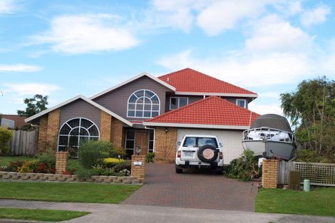 Photo of property in 3 Pajaro Place, Golflands, Auckland, 2013