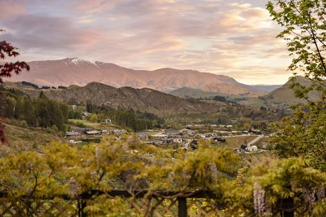 Photo of property in 108 Moonlight Track, Arthurs Point, Queenstown, 9371