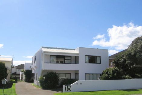 Photo of property in 15 Rita Street, Mount Maunganui, 3116