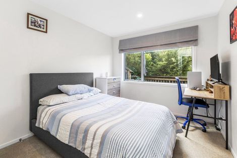 Photo of property in 1100-1102 Scenic Drive North, Swanson, Auckland, 0816