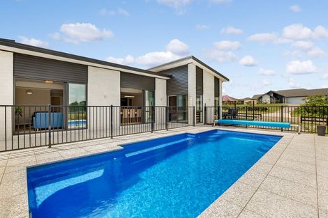 Photo of property in 6 Coach Road, Kingseat, Papakura, 2580