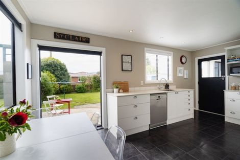 Photo of property in 44 Hargest Crescent, Saint Kilda, Dunedin, 9012